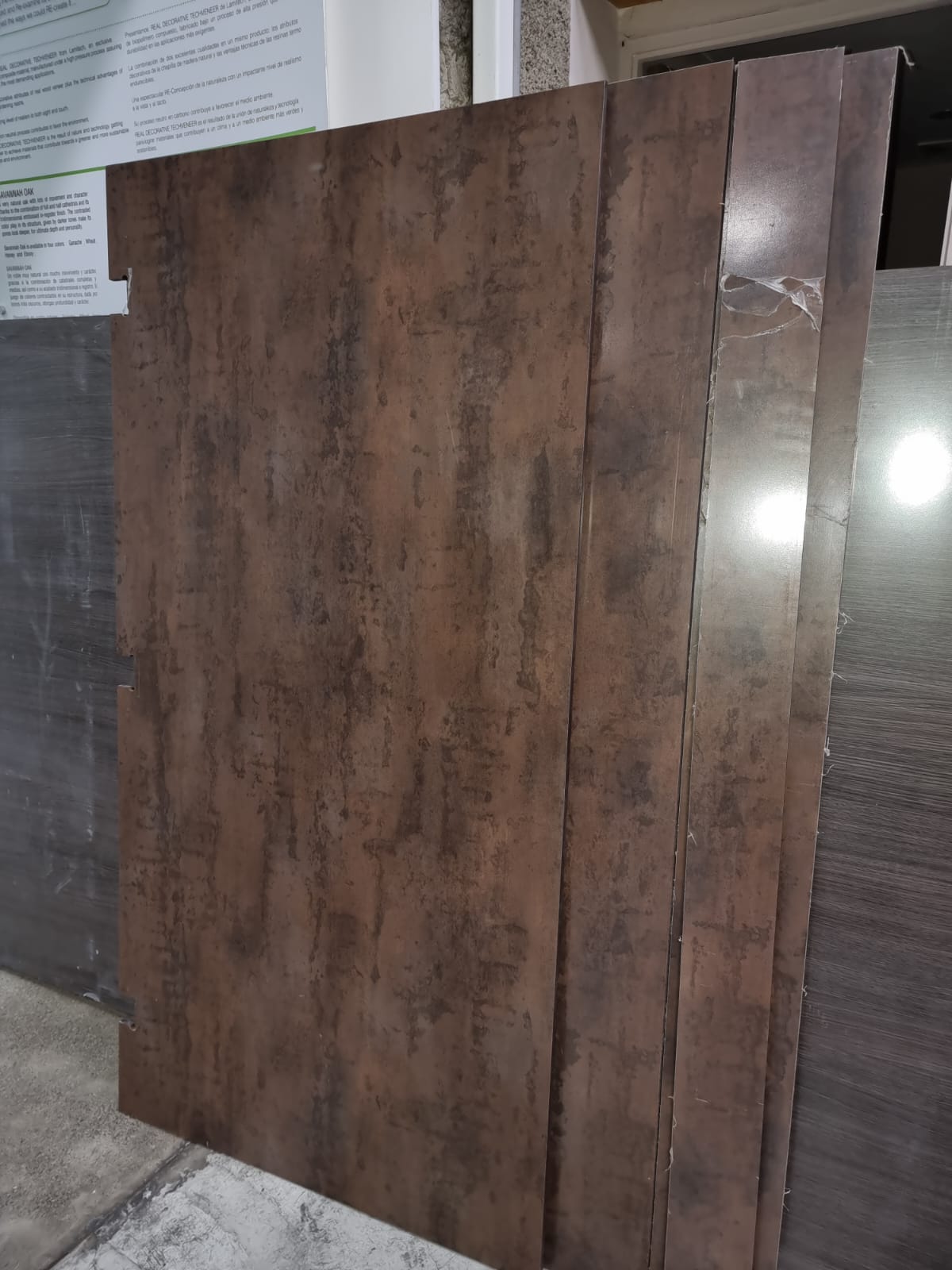 LAMINADO LAMITECH TURQUESA MATE SIMIL FORMICA COMPACTO HPL 12mm 1.53m X 3.66m CENTRO CAFÉ